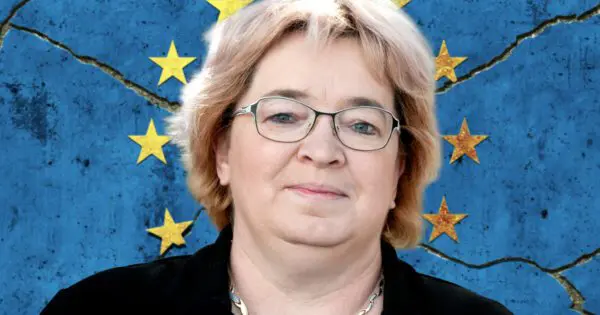 Jana Zwyrtek Hamplová 2. díl: Evropská komise chce, aby Evropa spáchala sebevraždu. Evropská unie se musí rozpadnout, aby se mohla znovu spojit na úplně jiných principech