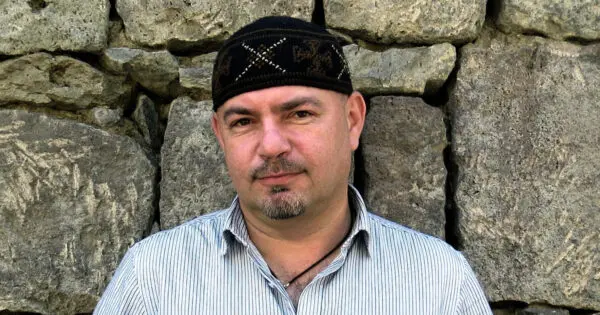 9 ti nasobny zlaty slavik iDnes se s vama na iDnes loučí. Bo musi byt vaporizovany