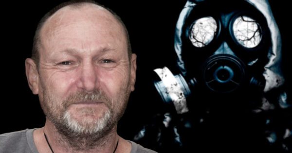Karel Klinovský 4. díl: Pro případ katastrofy by lidé měli mít doma zásoby balené pitné vody, konzervy, svíčky, zápalky, léky a rádio na baterky nebo na kličku