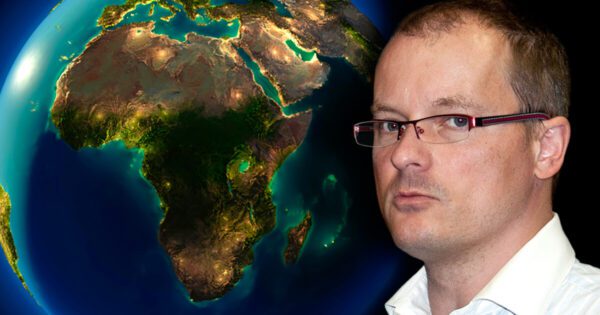 Vladimír Pikora 1. díl: V Jihoafrické republice je každý pátý den brutálně zavražděn bílý farmář